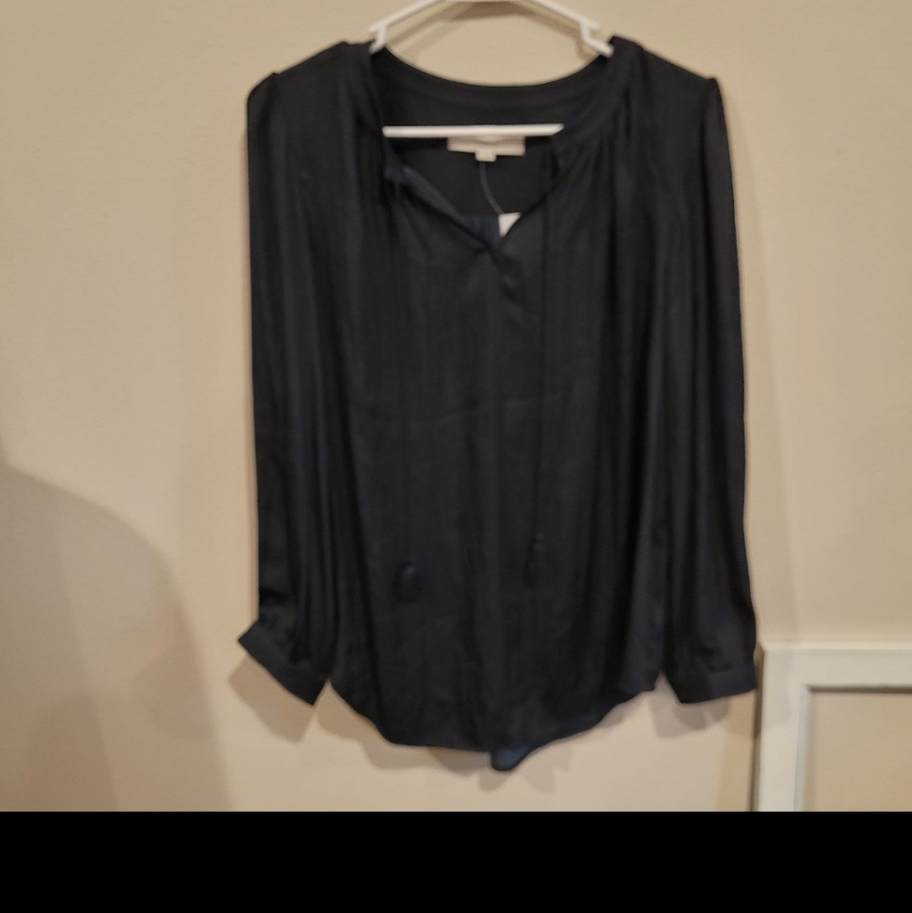 NWT Loft BLACK flowy V neck Top with‎ tassel ties womens SZ Med.